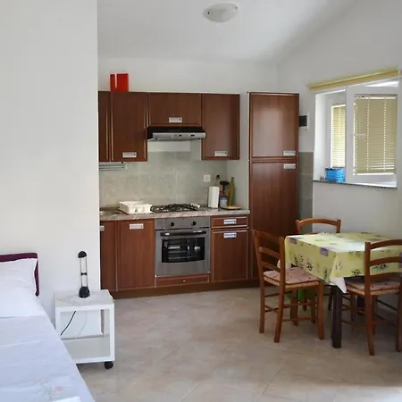 アパート By The Sea Vantacici, Krk - 5292 マリンスカ