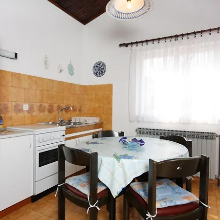 アパート By The Sea Vantacici, Krk - 5292