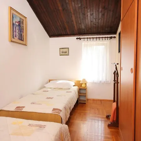 Apartment By The Sea Vantacici, Krk - 5292