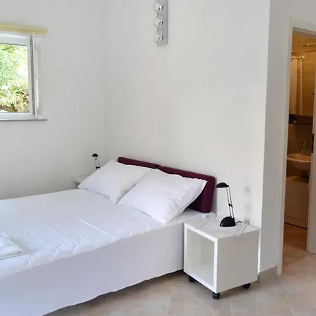 By The Sea Vantacici, Krk - 5292 Apartment *