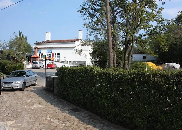 Apartament By The Sea Vantacici, Krk - 5292 Malinska