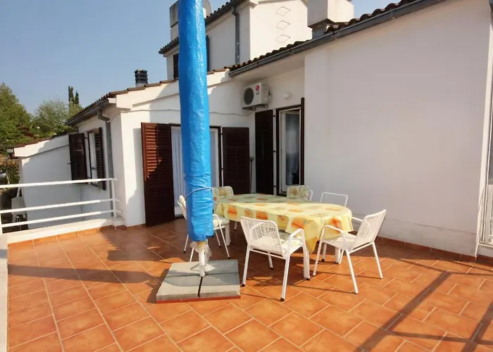 By The Sea Vantacici, Krk - 5292 Apartament